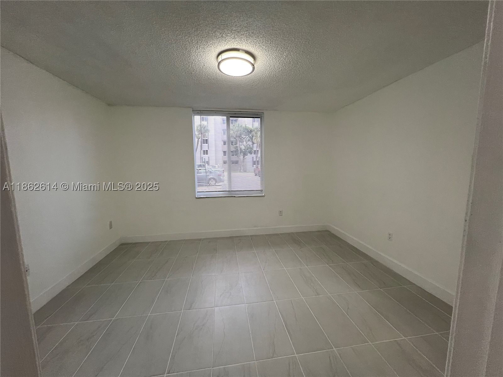 Real estate property located at 10000 80th Ct #2166, Miami-dade, Samari Lake East Condo, Hialeah Gardens, FL