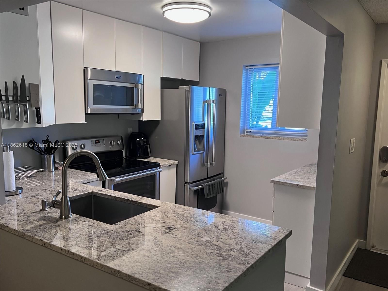 Real estate property located at 2761 Oakland Forest Dr #103, Broward, Lakes Of Oakland Forest C, Oakland Park, FL