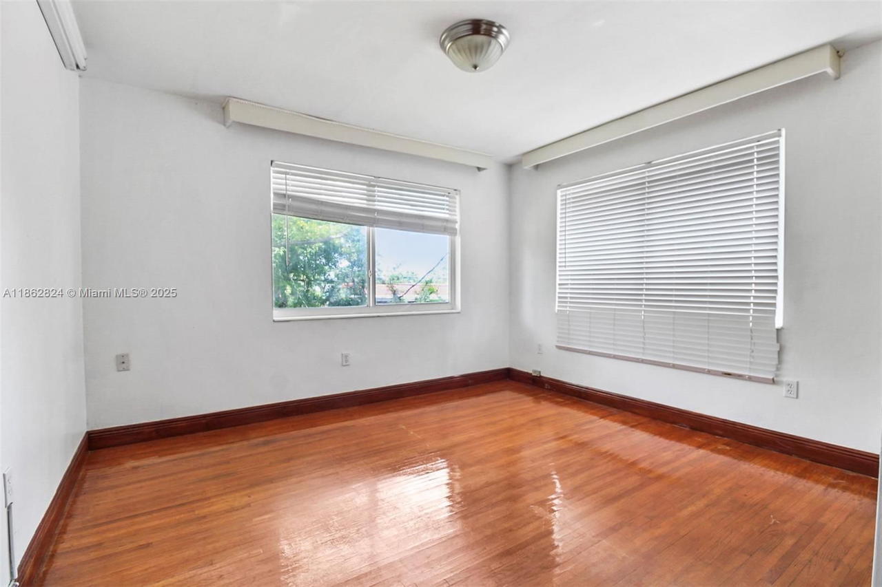 Real estate property located at 4399 89th Ave, Miami-dade, Mc Cahills Bluebird Lake, Miami, FL