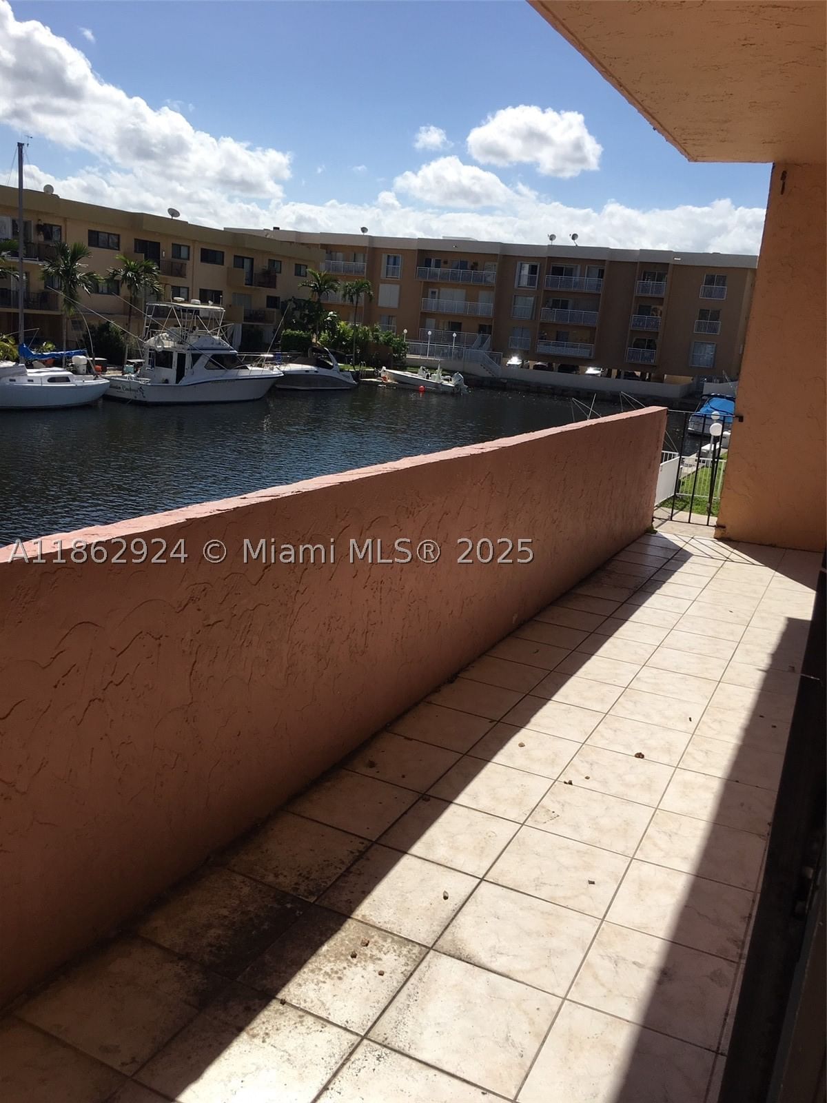 Real estate property located at 3582 171st St #203, Miami-dade, Michelle Condo, North Miami Beach, FL