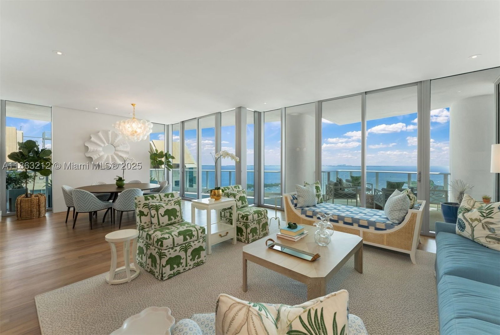 Real estate property located at 2627 Bayshore Dr #2801, Miami-dade, Grovenor House Condo, Miami, FL