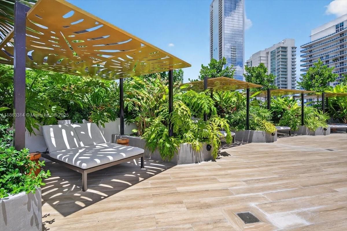 Real estate property located at 700 24TH #1104, Miami-dade, Aria Reserve, Miami, FL