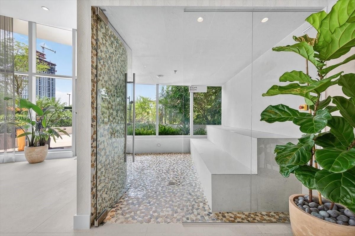 Real estate property located at 700 24TH #1104, Miami-dade, Aria Reserve, Miami, FL
