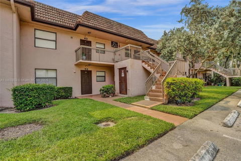 Real estate property located at 1156 106th Ter #204, Broward, Fairview At Pembroke Poin, Pembroke Pines, FL