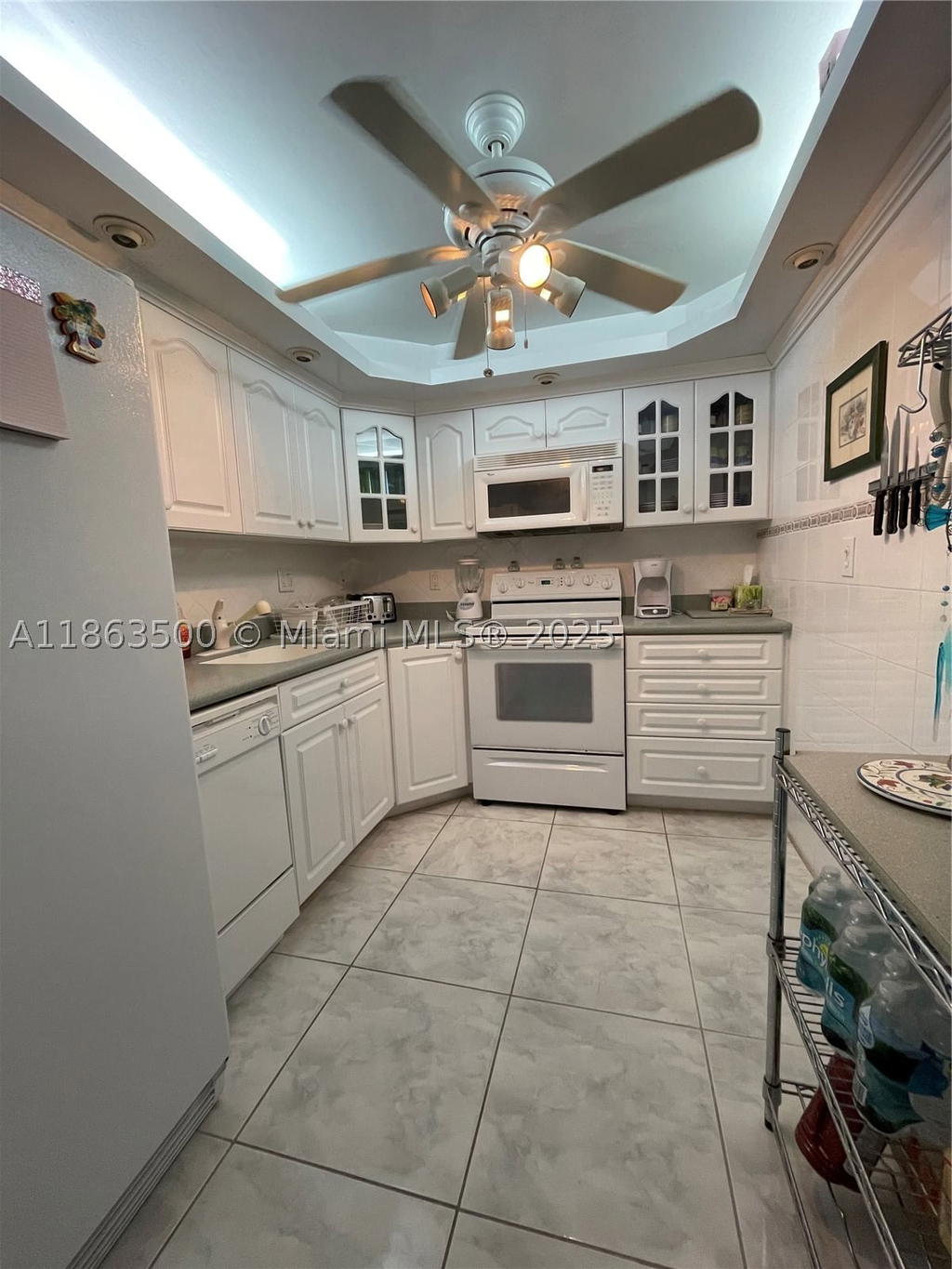 Real estate property located at 3180 Ocean Dr #204, Broward, Parker Dorado Condo, Hallandale Beach, FL