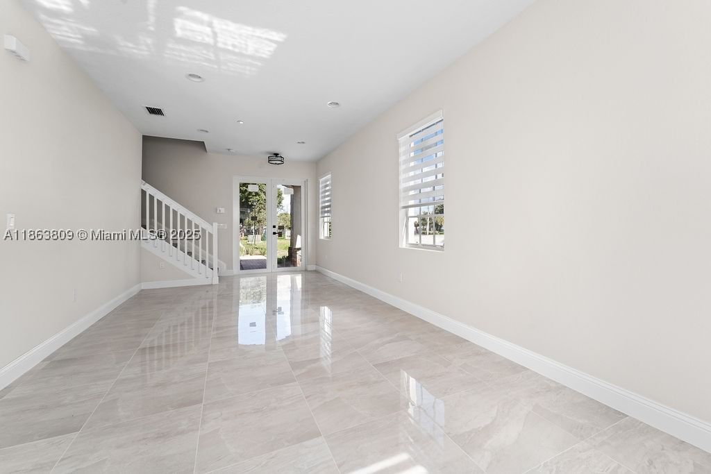 Real estate property located at 5400 57th Ct, Broward, Tamarac Circle, Tamarac, FL