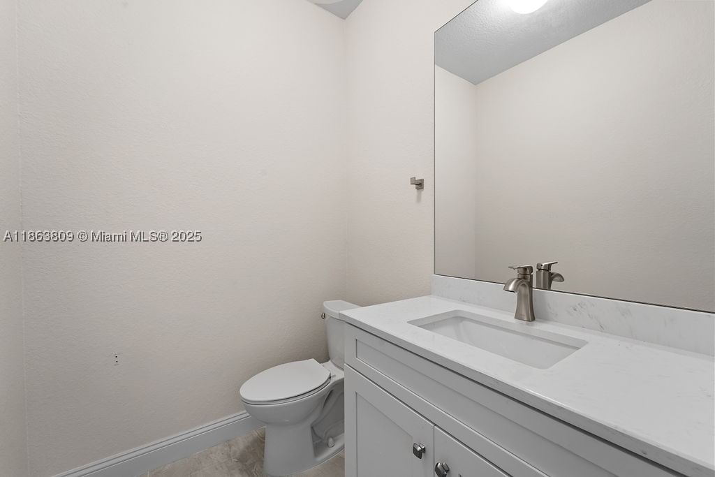 Real estate property located at 5400 57th Ct, Broward, Tamarac Circle, Tamarac, FL
