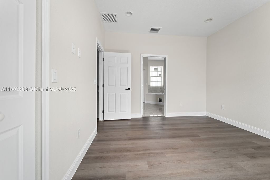 Real estate property located at 5400 57th Ct, Broward, Tamarac Circle, Tamarac, FL