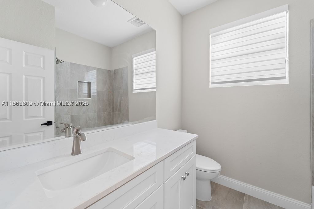 Real estate property located at 5400 57th Ct, Broward, Tamarac Circle, Tamarac, FL