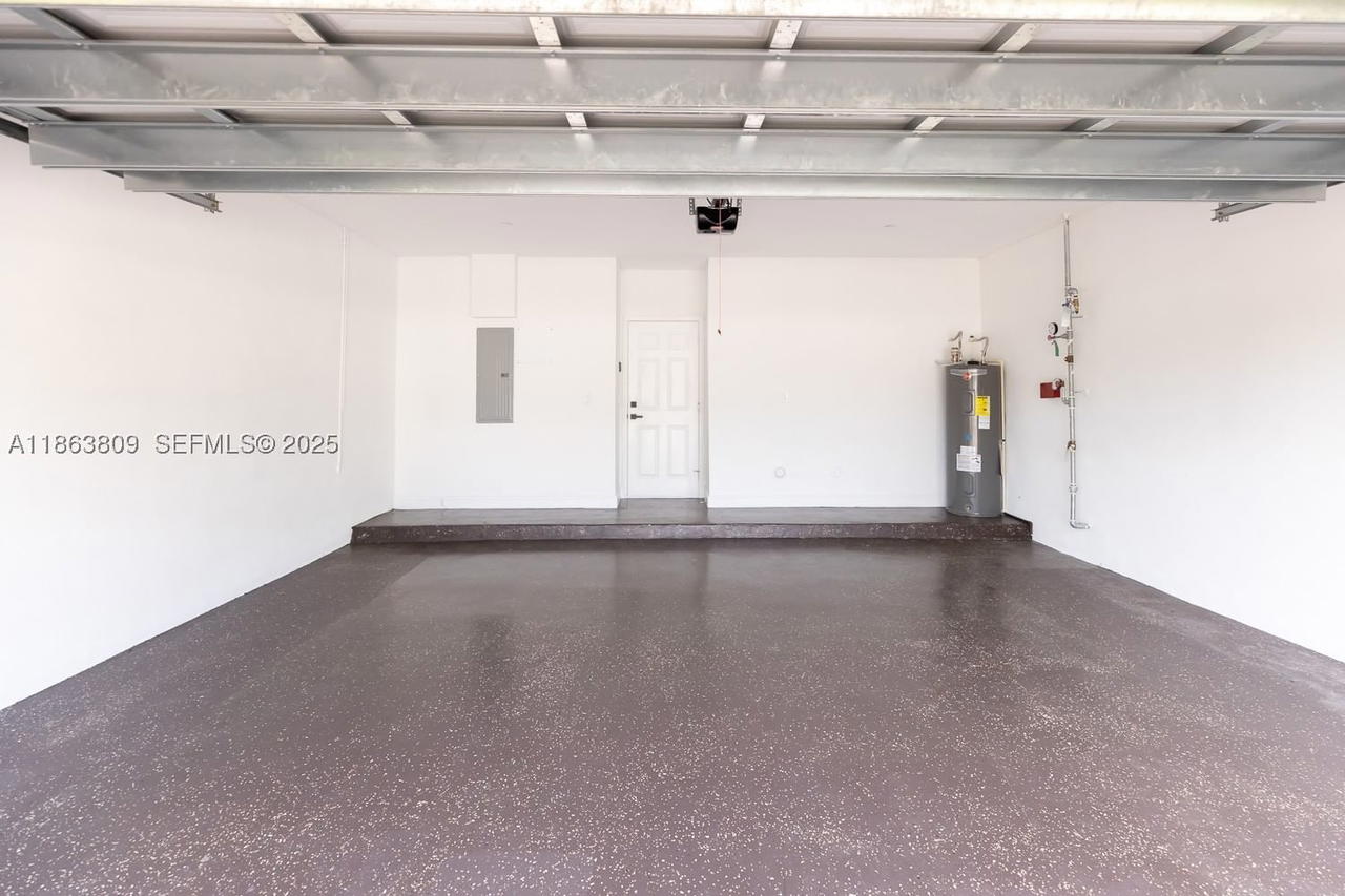 Real estate property located at 5400 57th Ct, Broward, Tamarac Circle, Tamarac, FL
