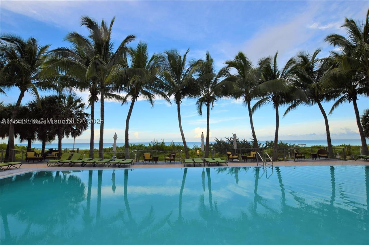 Real estate property located at 6899 Collins Ave #808, Miami-dade, North Carillon Beach Cond, Miami Beach, FL