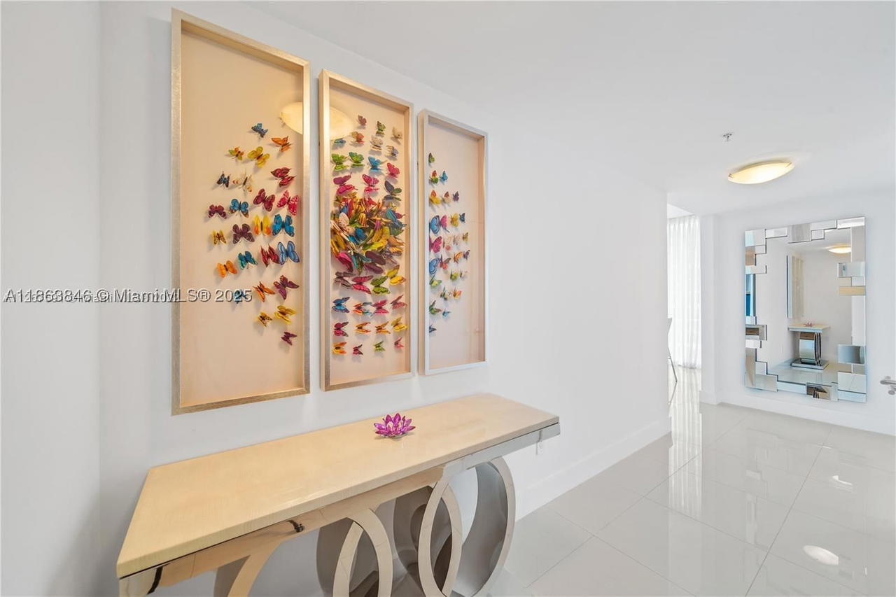 Real estate property located at 6899 Collins Ave #808, Miami-dade, North Carillon Beach Cond, Miami Beach, FL