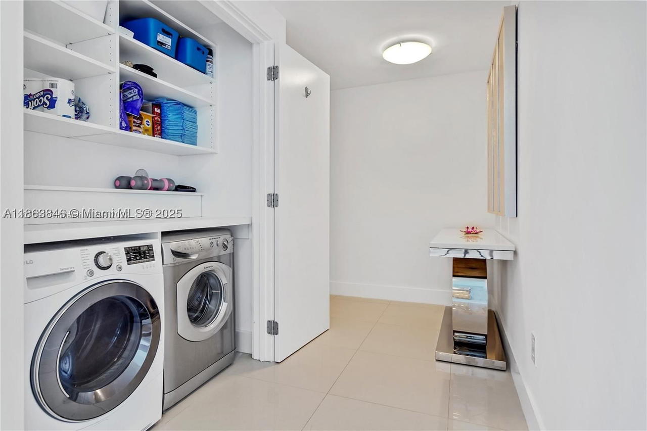 Real estate property located at 6899 Collins Ave #808, Miami-dade, North Carillon Beach Cond, Miami Beach, FL