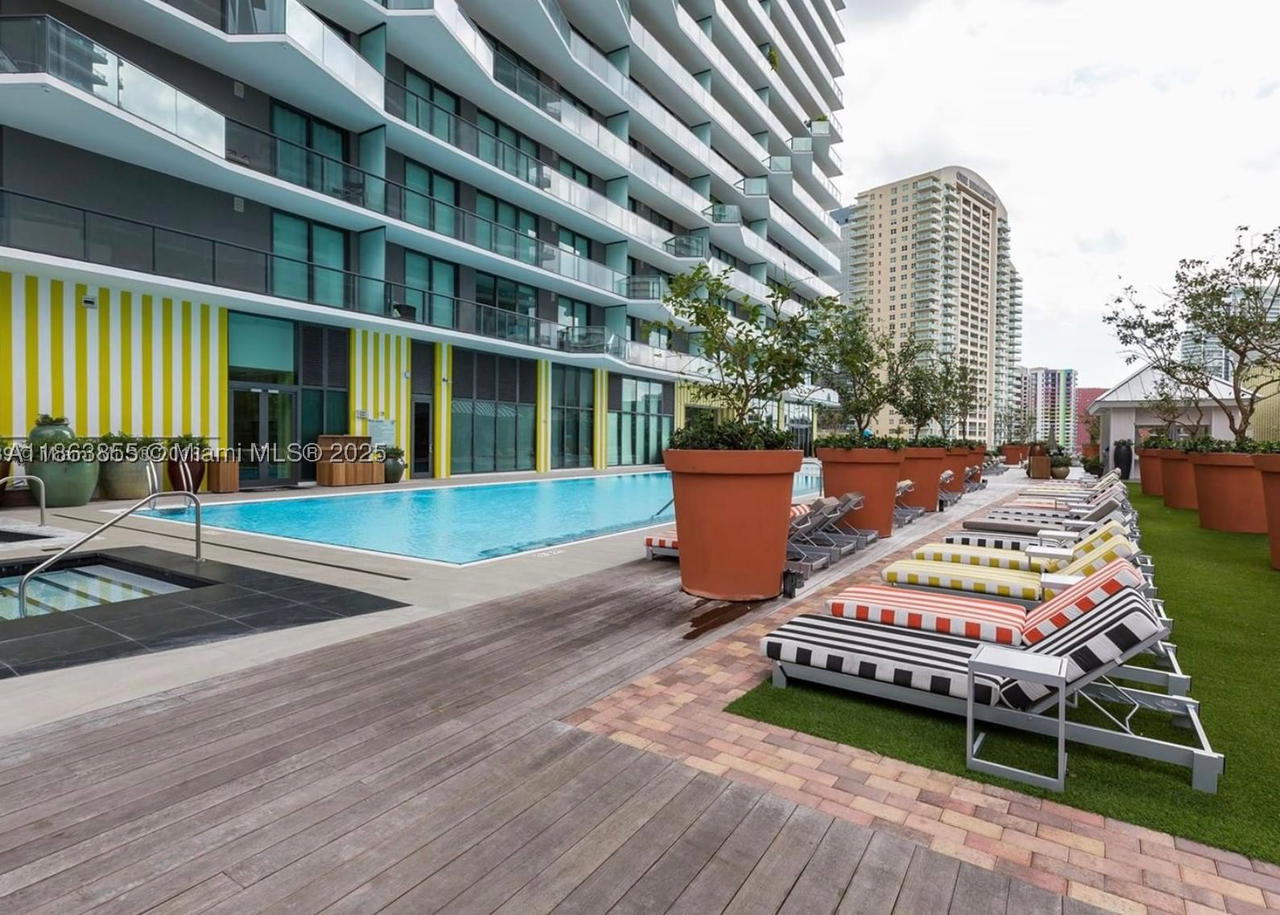 Real estate property located at 1300 Miami Ave #1602, Miami-dade, 1300 S Miami Avenue Condo, Miami, FL
