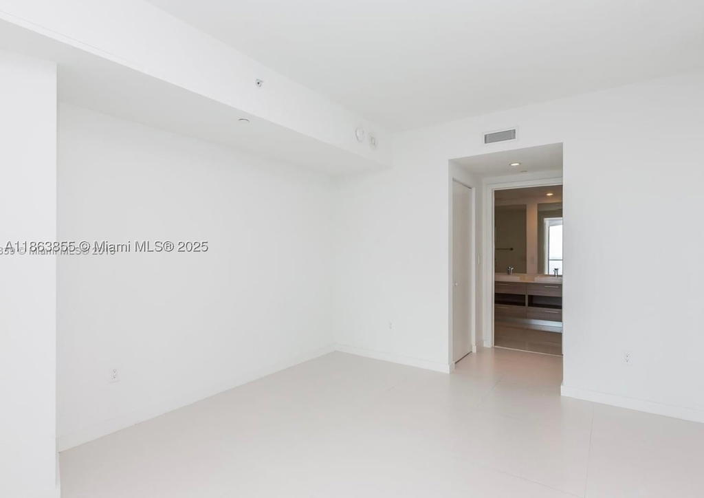 Real estate property located at 1300 Miami Ave #1602, Miami-dade, 1300 S Miami Avenue Condo, Miami, FL