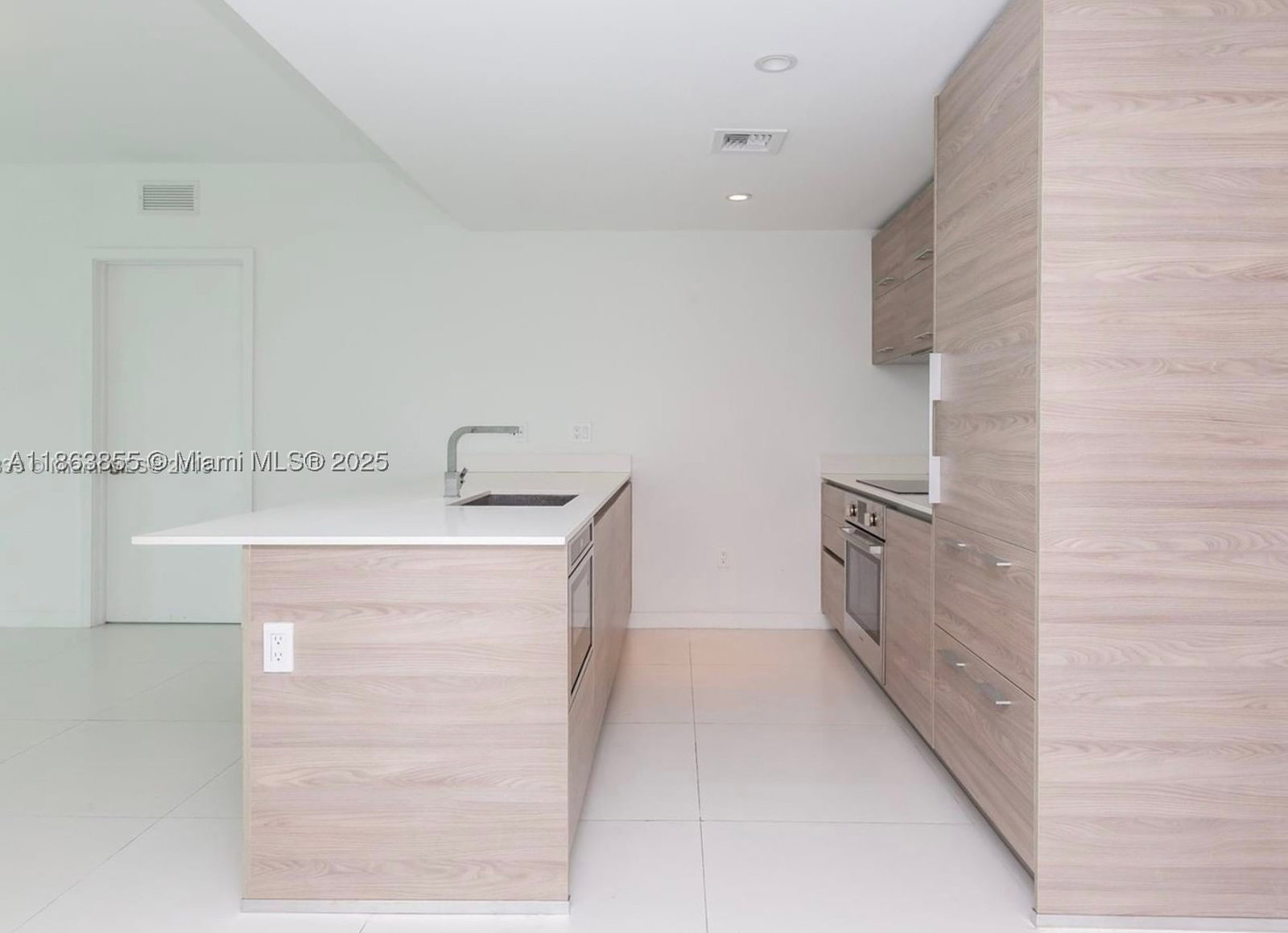 Real estate property located at 1300 Miami Ave #1602, Miami-dade, 1300 S Miami Avenue Condo, Miami, FL
