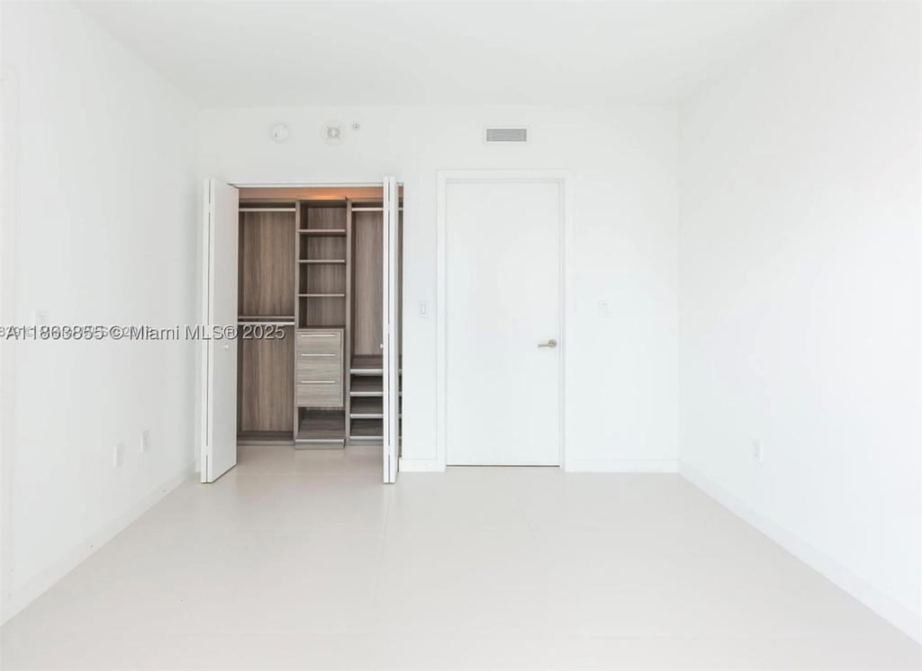 Real estate property located at 1300 Miami Ave #1602, Miami-dade, 1300 S Miami Avenue Condo, Miami, FL