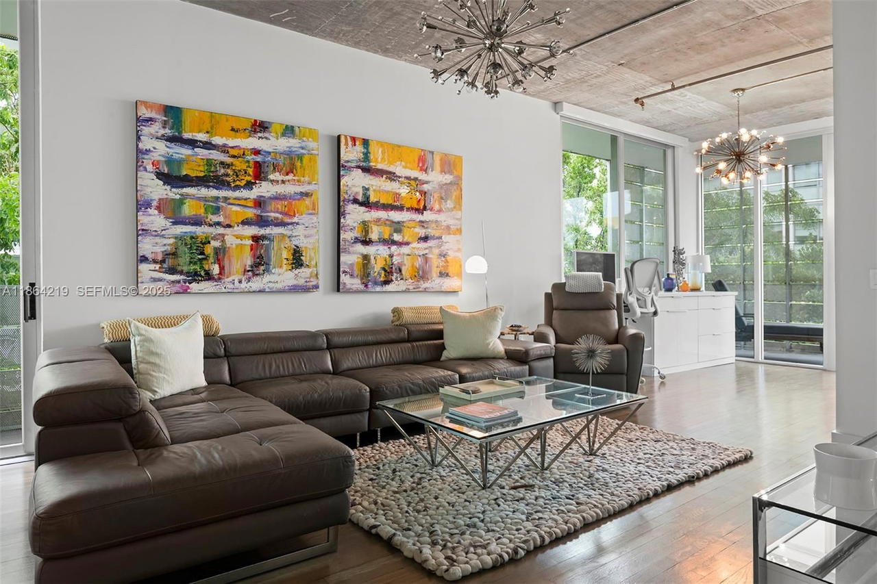 Real estate property located at 1700 Meridian Ave #307, Miami-dade, The Montclair Condo, Miami Beach, FL