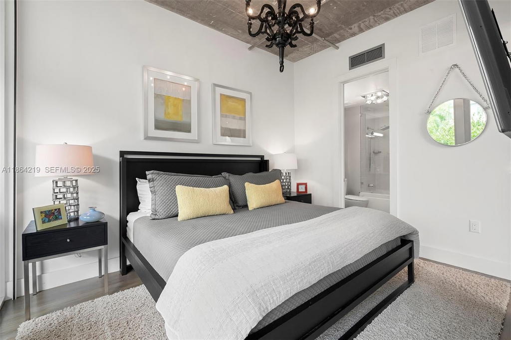 Real estate property located at 1700 Meridian Ave #307, Miami-dade, The Montclair Condo, Miami Beach, FL