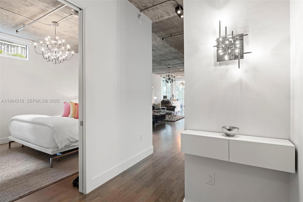 Real estate property located at 1700 Meridian Ave #307, Miami-dade, The Montclair Condo, Miami Beach, FL