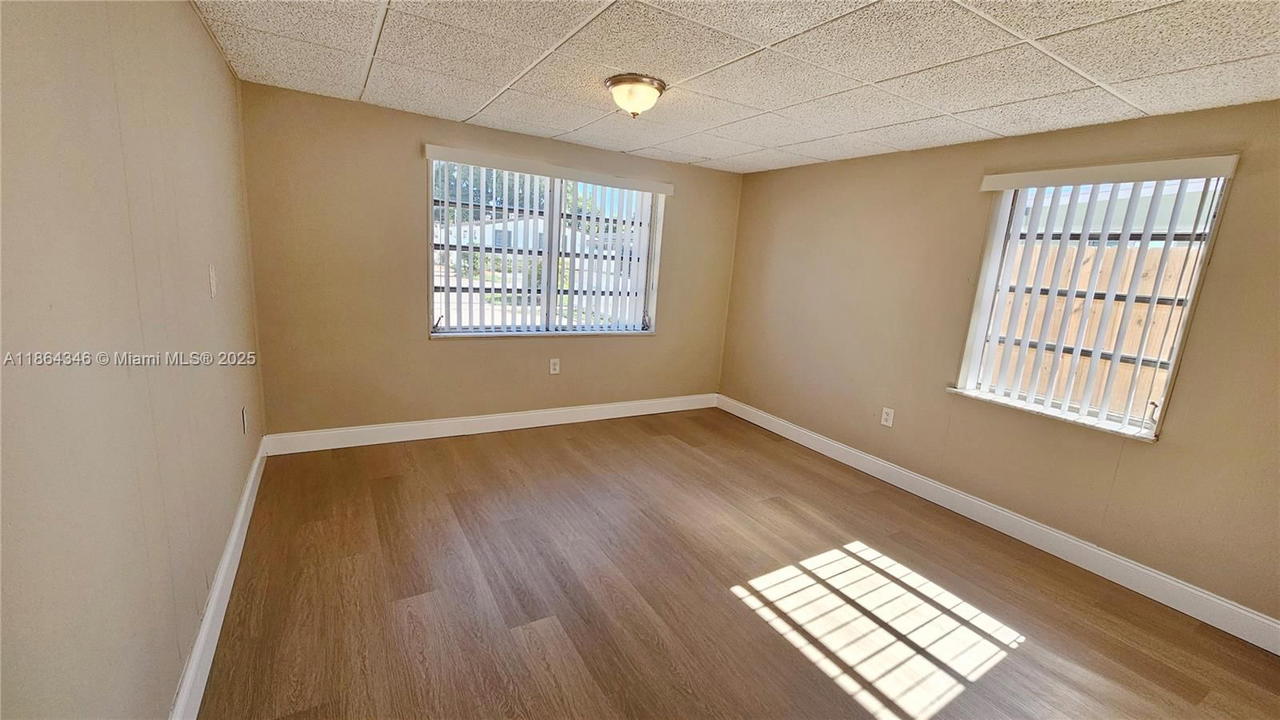 Real estate property located at 453 61st St, Miami-dade, Gratigny Heights Rev, Hialeah, FL