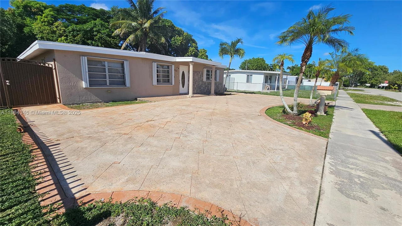 Real estate property located at 453 61st St, Miami-dade, Gratigny Heights Rev, Hialeah, FL
