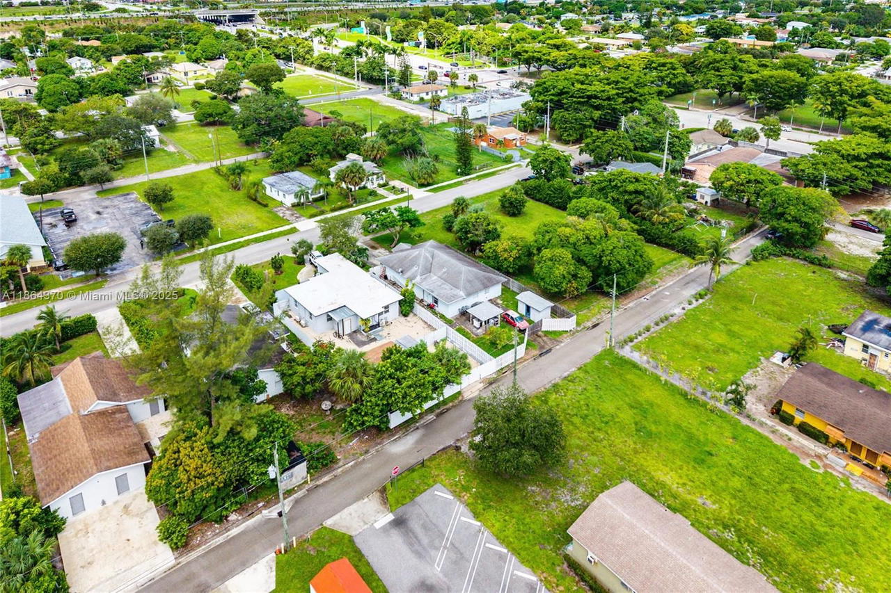 Real estate property located at 31 11th Ave, Palm Beach, Atlantic Gardens Delray, Delray Beach, FL
