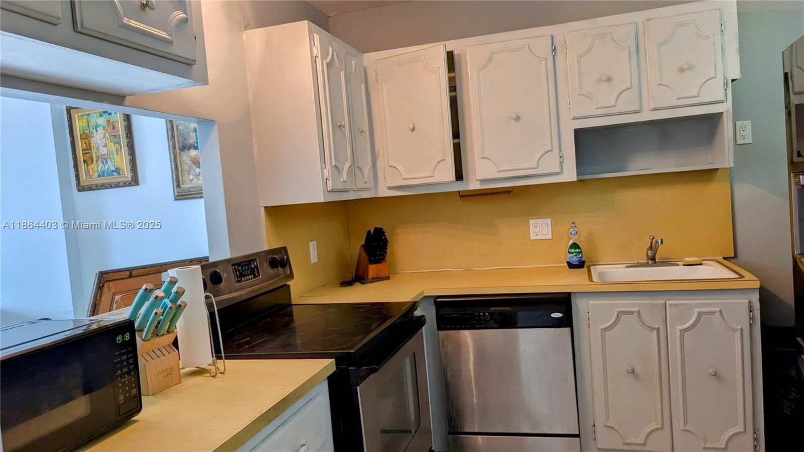 Real estate property located at 2801 183rd St #908W, Miami-dade, Admirals Port Condo West, Aventura, FL
