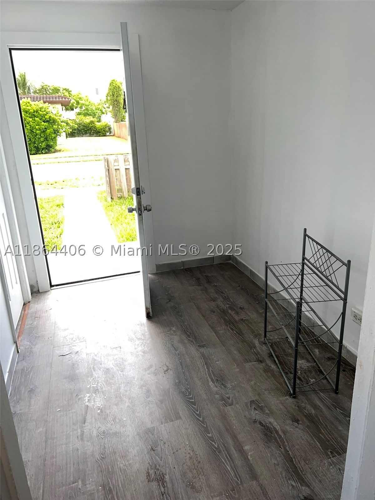 Real estate property located at 802 24th Ave, Broward, Hollywood Little Ranches, Hollywood, FL