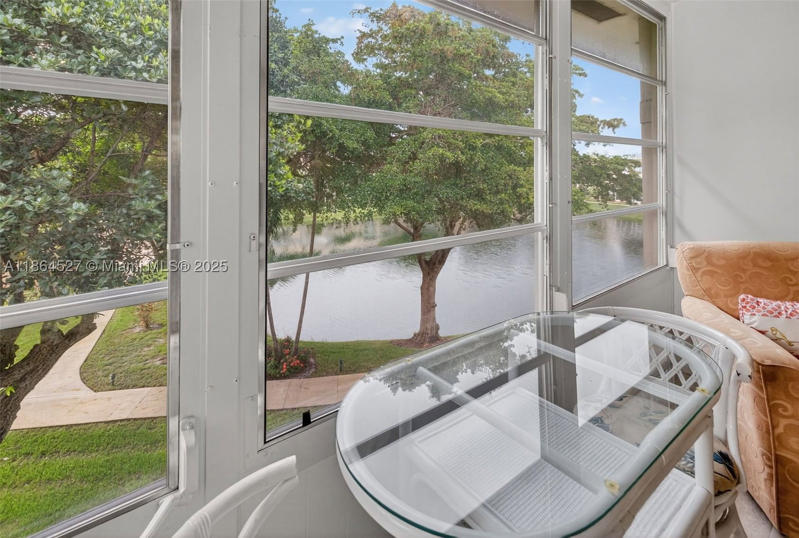 Real estate property located at 5001 34th St #304, Broward, Tulip Gardens Condo, Lauderdale Lakes, FL