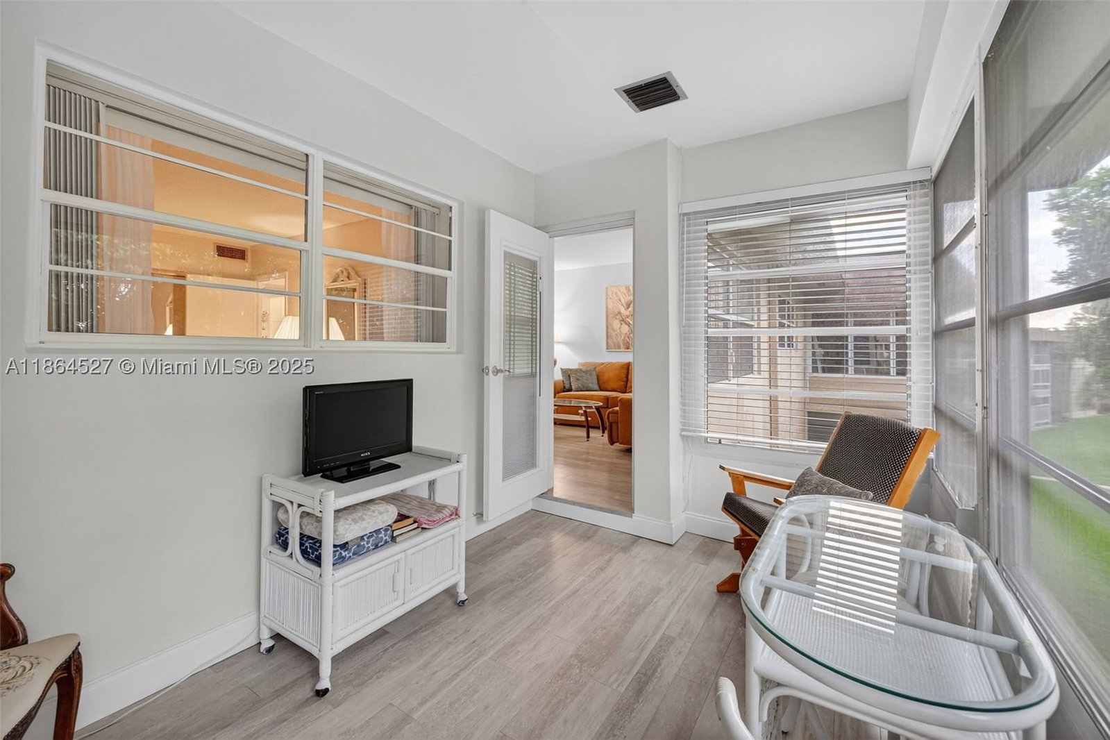 Real estate property located at 5001 34th St #304, Broward, Tulip Gardens Condo, Lauderdale Lakes, FL