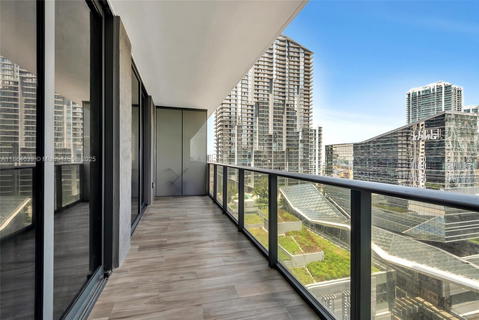 Real estate property located at 801 Miami Ave #1708, Miami-dade, 801 Sma Residences Condo, Miami, FL