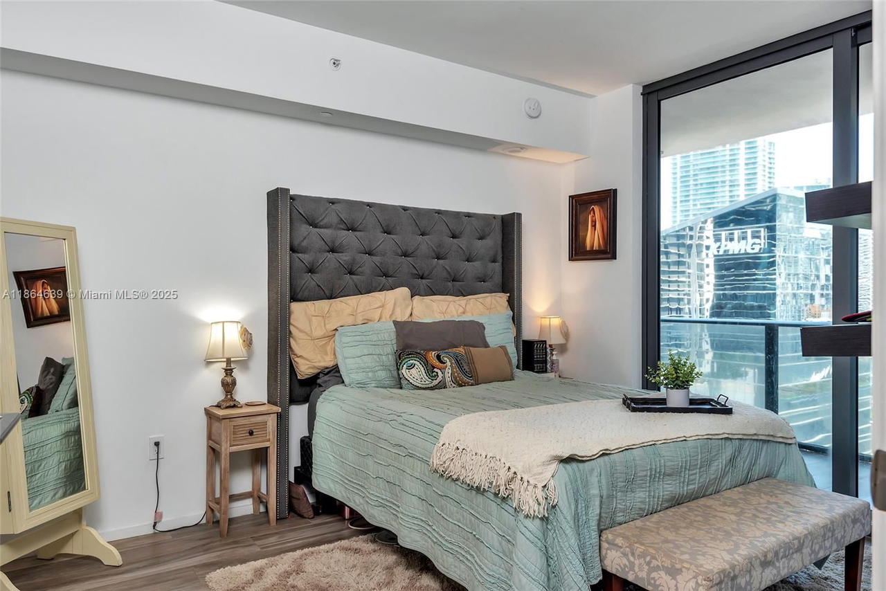 Real estate property located at 801 Miami Ave #1708, Miami-dade, 801 Sma Residences Condo, Miami, FL