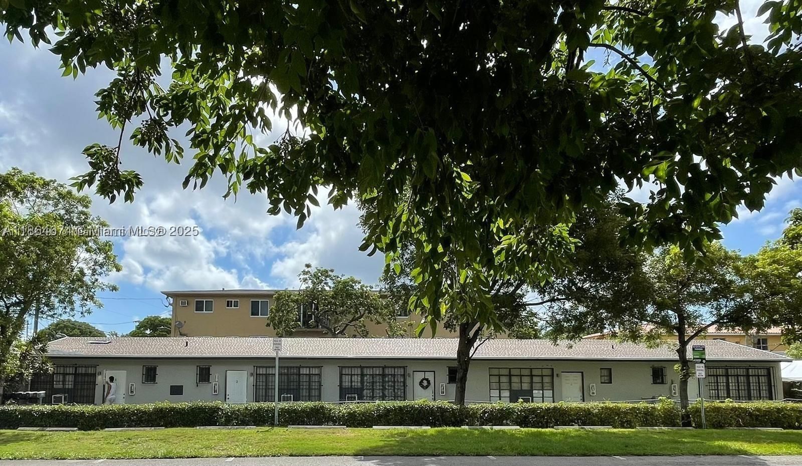 Real estate property located at 1346 6th St, Miami-dade, Lawrence Estate Land Co, Miami, FL