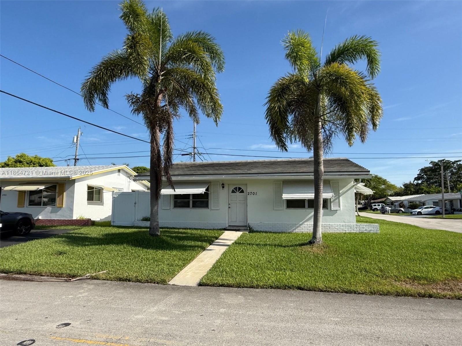 Real estate property located at 2701 52nd Ct, Broward, Tamarac Lakes North, Tamarac, FL