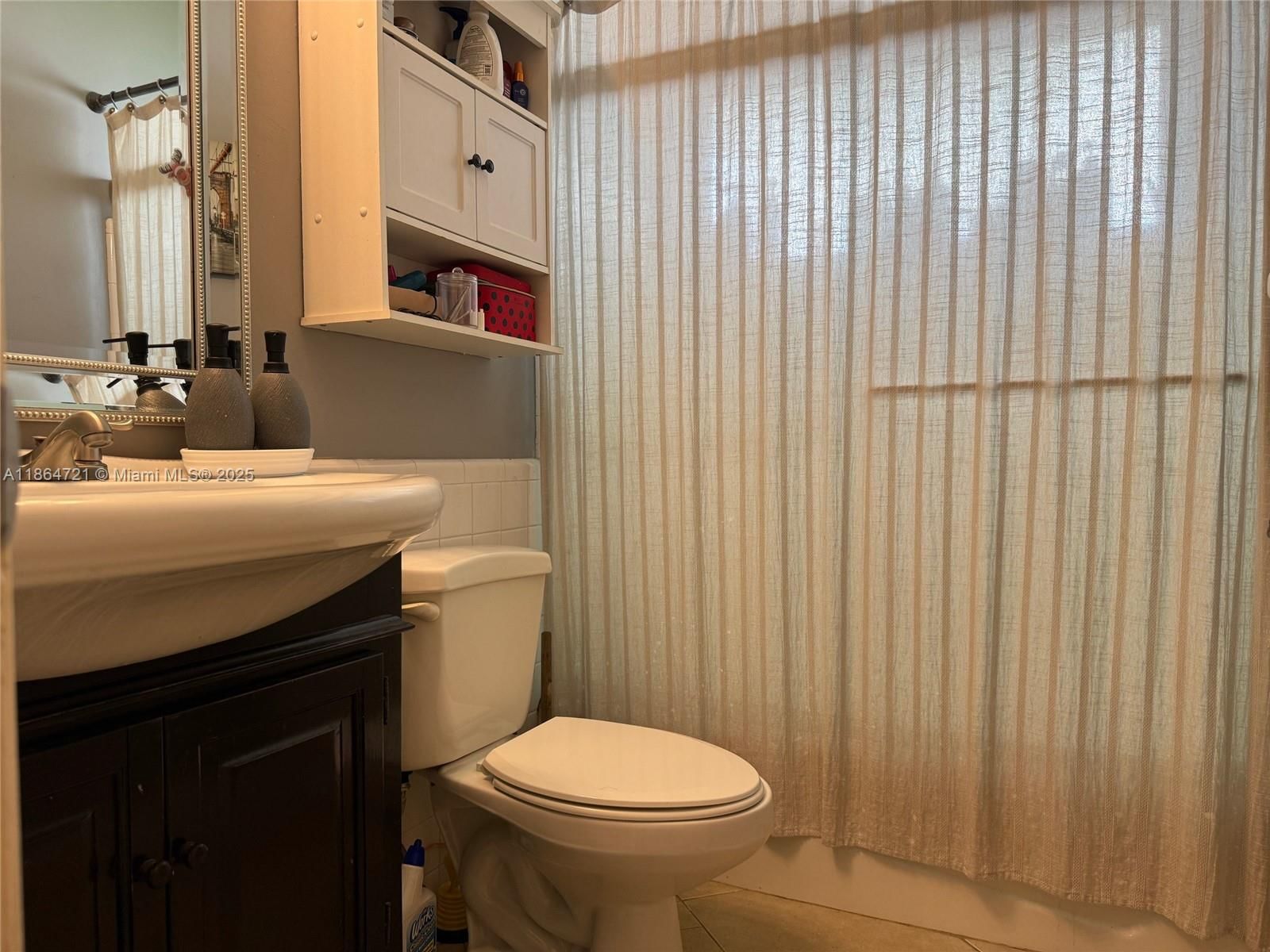 Real estate property located at 2701 52nd Ct, Broward, Tamarac Lakes North, Tamarac, FL