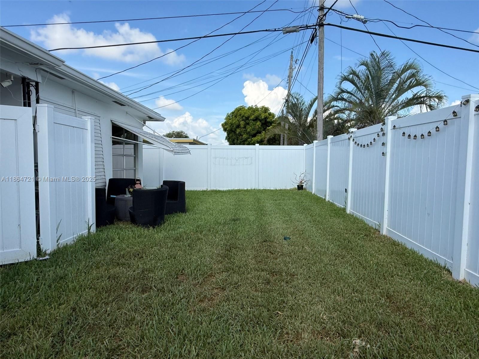 Real estate property located at 2701 52nd Ct, Broward, Tamarac Lakes North, Tamarac, FL