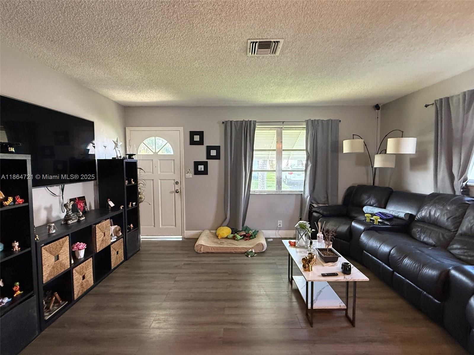 Real estate property located at 2701 52nd Ct, Broward, Tamarac Lakes North, Tamarac, FL