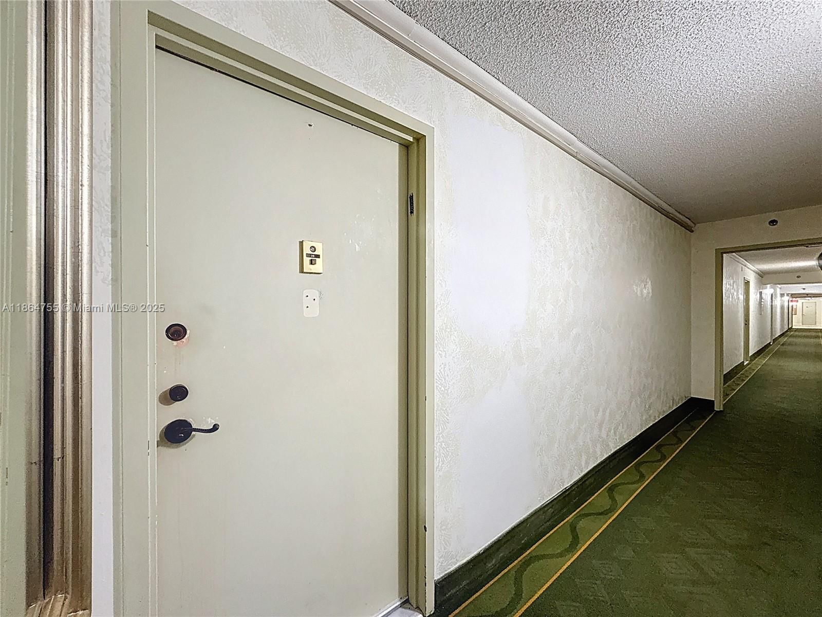 Real estate property located at 1100 Saint Charles Pl #219, Broward, Park Place Condominium No, Pembroke Pines, FL