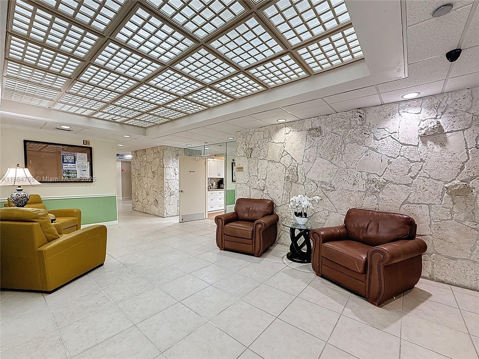 Real estate property located at 1100 Saint Charles Pl #219, Broward, Park Place Condominium No, Pembroke Pines, FL