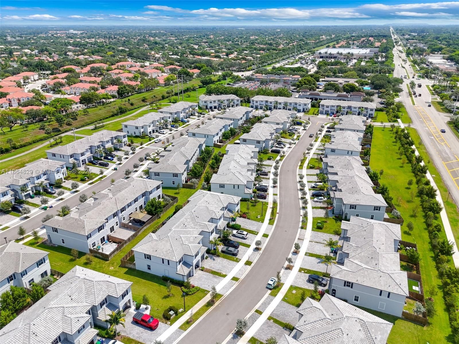 Real estate property located at 11927 46th St, Broward, Windsor Square, Coral Springs, FL