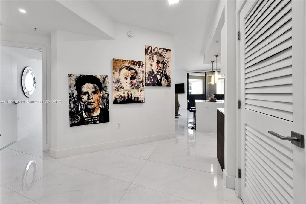 Real estate property located at 301 Altara Ave #511, Miami-dade, Merrick Manor Condo, Coral Gables, FL