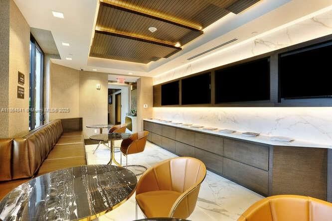 Real estate property located at 301 Altara Ave #511, Miami-dade, Merrick Manor Condo, Coral Gables, FL