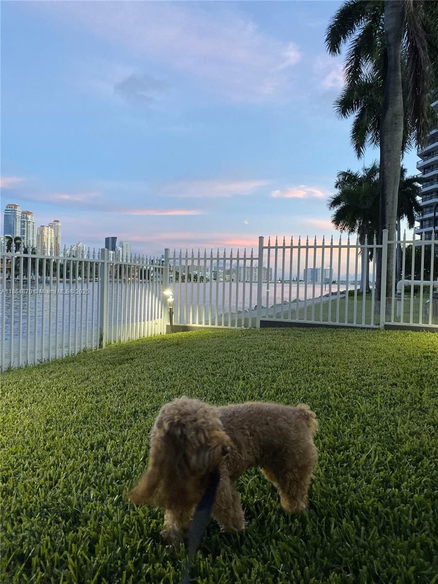 Real estate property located at 19101 36th Ct #206, Miami-dade, Mystic Pointe Condo No Th, Aventura, FL