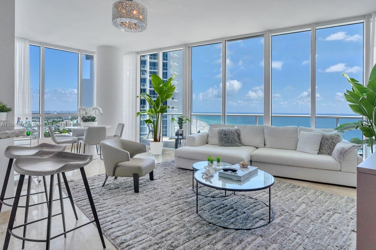 Real estate property located at 100 Pointe Dr #2208, Miami-dade, Continuum South, Miami Beach, FL