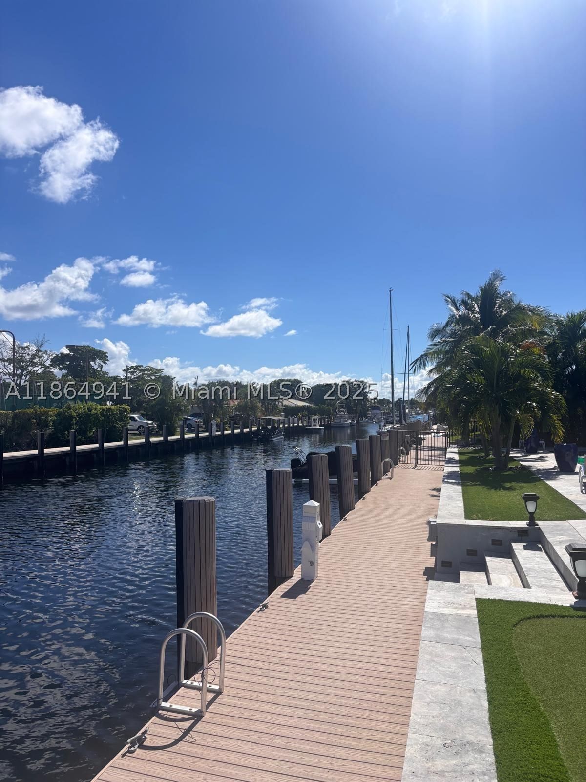 Real estate property located at 4220 27th Ave, Broward, Venetian Isles 3rd Sec, Lighthouse Point, FL
