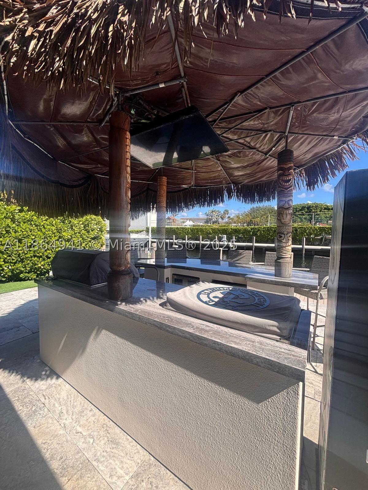 Real estate property located at 4220 27th Ave, Broward, Venetian Isles 3rd Sec, Lighthouse Point, FL