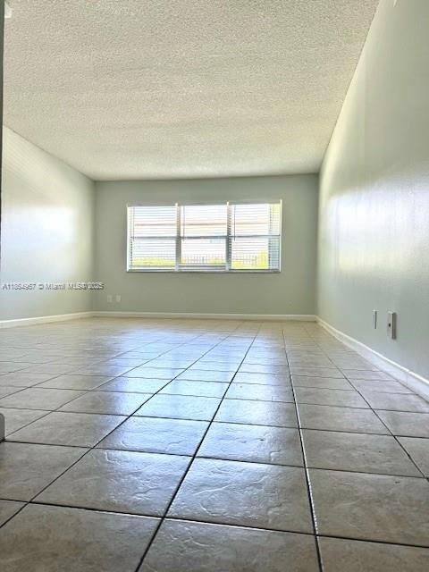 Real estate property located at 430 2nd Ave #4, Broward, Sequoia Gardens Iii Condo, Deerfield Beach, FL