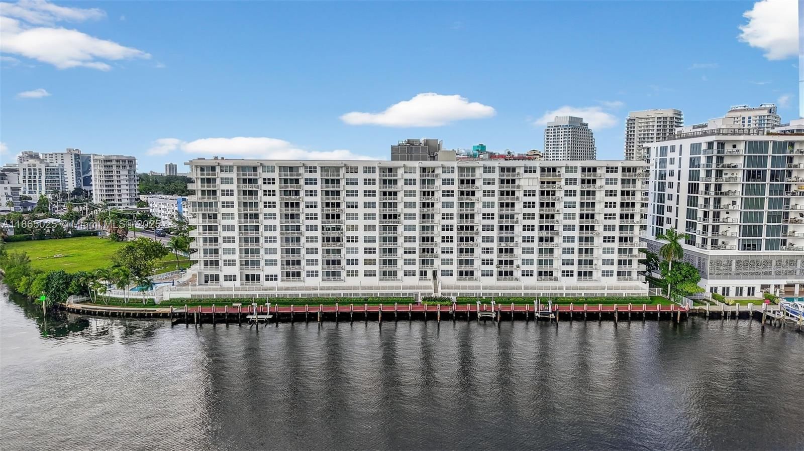Real estate property located at 511 Bayshore Dr #1005, Broward, Bayshore Towers, Fort Lauderdale, FL