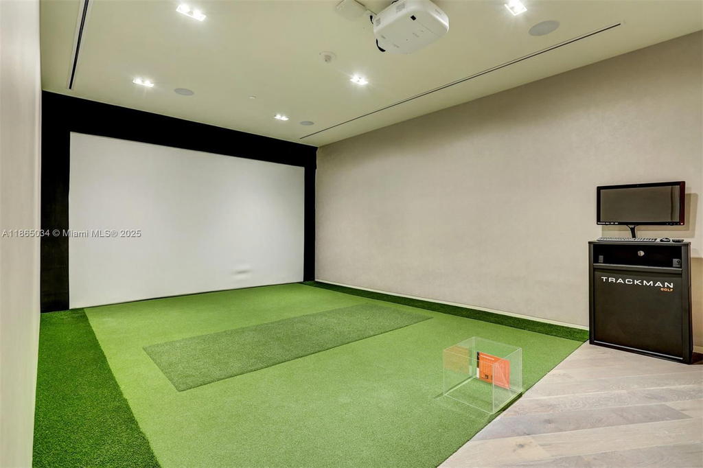 Real estate property located at 650 32nd St #2907, Miami-dade, Paraiso Bay Condo, Miami, FL